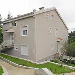 Διαμέρισμα In Mit Privatem Parkplatz By Interhome Selce