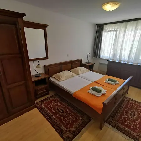 Apartamento In Mit Privatem Parkplatz By Interhome *